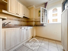 Domaine de Pont Royal, BEAUTIFUL APARTMENT of 58 m2 GROUND FLOOR, DOUBLE TERRACE, UNDERGROUND PARKING, SWIMMING POOL
