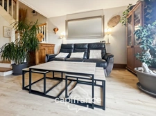 Domaine et golf de Pont Royal, fully renovated 67 m² house with air conditioning, attractive exterior, 2/3 bedrooms, bathroom and shower room, garden, residential swimming pool