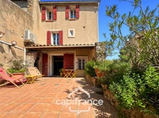 Authentic 118 m2 stone village house, air-conditioned, 50 m2 terrace, outdoor kitchen, double garage, attic, three beautiful bedrooms, 2 bathrooms, laundry room  