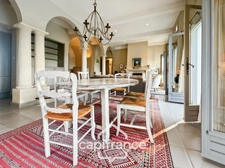 GOLF DE PONT  ROYAL, Villa de plain pied de 127 m² climatisée sur un terrain de 995 m², bordure de fairway, piscine