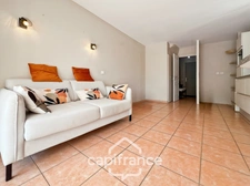 Domaine de Pont Royal, Duplex climatisé T3 de 49m2 situé sur le haut du Village, 2 chambres une double terrasse et une 2ème terrasse , belle exposition, ascenseur, place de parking  