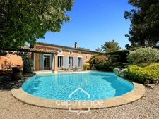 GOLF DE PONT  ROYAL, Villa de plain pied de 127 m² climatisée sur un terrain de 995 m², bordure de fairway, piscine