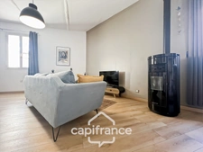 MALLEMORT, fully renovated village house of 115 m2, very well maintained, 1 floor, spacious rooms, 3 bedrooms, 2 bathrooms, well located, outdoor space, storage room 