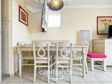 DOMAINE DE PONT ROYAL, 45 m2 house with unobstructed views, two stories, 2 bedrooms, semi-detached on one side, private swimming pool, numbered parking space 