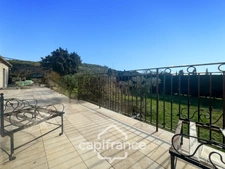 LES TAILLADES, detached single-storey house of 210 m2 in the countryside, 4 bedrooms, on a plot of approximately 2900 m2, swimming pool