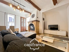 Authentique maison de village de 118 m2 en pierre, climatisée, terrasse de 50 m2, cuisine extérieure, double garage, grenier, trois belles chambres  2 salle de bains, buanderie  