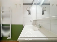 DERNIER ETAGE Domaine de Pont Royal, emplacement et vue remarquable de cet appartement 42 m2,1 chambre, 1 chambre cabine; 2 SDB belle exposition, vue dégagée, grande terrasse 