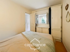 RENOVATED apartment WITH panoramic VIEW, double terrace of 30 m2, 2 bedrooms, new kitchen, parking space under the residence.