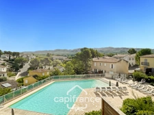 DOMAINE DE PONT ROYAL, BASTIDON climatisé et  meublé , 3 vraies chambres de  62 m2 avec vue dégagée,  piscine Résidentielle, emplacement  pour le véhicule 