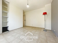 Welcome to your new elegant family villa at Domaine et Golf de Pont Royal, 4 bedrooms, 110 m2, garden 556 m2 