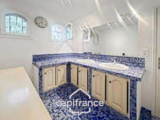 Single-storey property in the countryside with panoramic views, built in 1980, 177m2 house with 3/4 bedrooms on a 2280m2 plot 