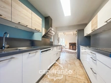 Mas en campagne à vendre 250m² à MOLLEGES, 4 chambres, beaux volumes , terrain 5 000m², piscine,  calme et sérénité   