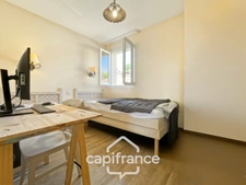 DOMAINE DE PONT ROYAL, BASTIDON climatisé et  meublé , 3 vraies chambres de  62 m2 avec vue dégagée,  piscine Résidentielle, emplacement  pour le véhicule 