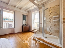 Authentic 118 m2 stone village house, air-conditioned, 50 m2 terrace, outdoor kitchen, double garage, attic, three beautiful bedrooms, 2 bathrooms, laundry room  