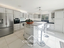 LES TAILLADES, detached single-storey house of 210 m2 in the countryside, 4 bedrooms, on a plot of approximately 2900 m2, swimming pool