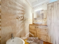 Authentic 118 m2 stone village house, air-conditioned, 50 m2 terrace, outdoor kitchen, double garage, attic, three beautiful bedrooms, 2 bathrooms, laundry room  