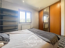 LES TAILLADES, detached single-storey house of 210 m2 in the countryside, 4 bedrooms, on a plot of approximately 2900 m2, swimming pool