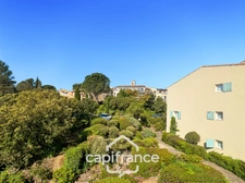 DOMAINE DE PONT ROYAL Furnished top floor apartment with open view 31m2 and 7m2 loggia, 1 double bedroom & bathroom  