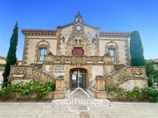 Projet sur Charleval :  BAS DE MAISON  de 57  m2 ,séjour cuisine , espace dinatoire , salle de bain à créer,  garage .    