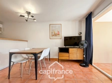 GOLF de PONT ROYAL appartement exceptionel  de 54 m2 en rez de jardin, double terrasse, 3 chambres, 1 salle de bain , 1 salle d'eau, grande loggia, place de parking