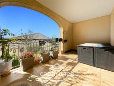 Domaine et golf de Pont Royal, apartment in the lakeside residence, 42 m², lake view, south-facing terrace, parking space, shared cellar  