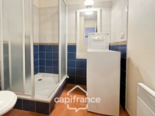 RENOVATED apartment WITH panoramic VIEW, double terrace of 30 m2, 2 bedrooms, new kitchen, parking space under the residence.