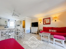 Domaine de Pont Royal, BEAUTIFUL APARTMENT of 58 m2 GROUND FLOOR, DOUBLE TERRACE, UNDERGROUND PARKING, SWIMMING POOL
