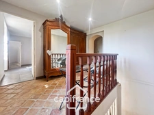 Mas en campagne à vendre 250m² à MOLLEGES, 4 chambres, beaux volumes , terrain 5 000m², piscine,  calme et sérénité   