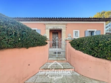 GOLF DE PONT  ROYAL, Villa de plain pied de 127 m² climatisée sur un terrain de 995 m², bordure de fairway, piscine