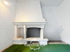 Local/bureau / appartement T2  à vendre MALLEMORT avec sa piscine résidentielle  au domaine de Pont Royal 