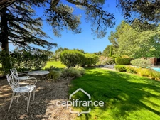 GOLF DE PONT  ROYAL, Villa de plain pied de 127 m² climatisée sur un terrain de 995 m², bordure de fairway, piscine
