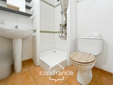 Appartement en rez-de-jardin , 3 chambres , place de parking , exposé Est sur le Domaine et Golf de Pont Royal