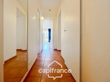 GOLF de PONT ROYAL appartement exceptionel  de 54 m2 en rez de jardin, double terrasse, 3 chambres, 1 salle de bain , 1 salle d'eau, grande loggia, place de parking