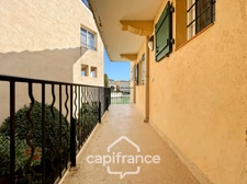 Domaine et golf de Pont Royal, apartment in the lakeside residence, 42 m², lake view, south-facing terrace, parking space, shared cellar  
