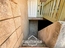 Authentic 118 m2 stone village house, air-conditioned, 50 m2 terrace, outdoor kitchen, double garage, attic, three beautiful bedrooms, 2 bathrooms, laundry room  