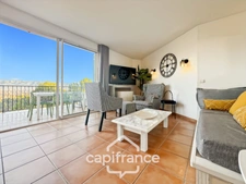 RARE FIND IN THE PONT ROYAL ESTATE, TOP FLOOR APARTMENT OF 63 m2 WITH PANORAMIC VIEWS, 3 BEDROOMS, CORNER TERRACE, AND PARKING SPACE 