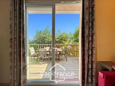 DOMAINE DE PONT ROYAL, 45 m2 house with unobstructed views, two stories, 2 bedrooms, semi-detached on one side, private swimming pool, numbered parking space 
