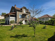 Maison en pierre MAURS (15)