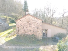 MAISON EN PIERRES 
