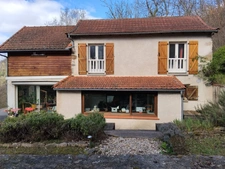 MAISON EN PIERRES 