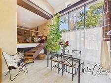 Maison en pierre de 179 m² entièrement rénovée avec jardin et terrasse 