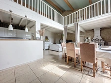 Dpt Haute Garonne (31), à vendre proche de VILLEFRANCHE DE LAURAGAIS maison en pierre de 676 m² - Terrain de 3 400m² 