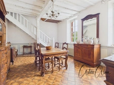 Maison bourgeoise 183 m² – jardin, 2 garages et double accès