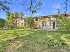 Authentique longère lauragaise de 250 m² avec piscine, dépendances et 2,5 hectares de terrain