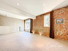 Dpt Haute Garonne (31), for sale near VILLEFRANCHE DE LAURAGAIS beautiful residence and gîte