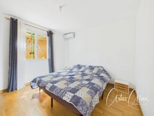 Maison de plain-pied avec piscine et vue sur la Montagne Noire