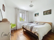 Maison à vendre 5 pièces VILLENOUVELLE de 107 m² avec terrain 1800 mètres
