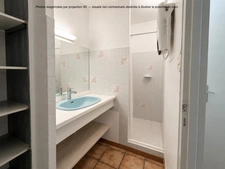 À Castanet-Tolosan, au 59 avenue du Lauragais, découvrez ce T2 d’environ 34,75 m², libre de tout occupant, avec stationnement privatif.