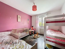 Maison à vendre 5 pièces VILLENOUVELLE de 107 m² avec terrain 1800 mètres