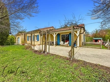 Maison à vendre 5 pièces VILLENOUVELLE de 107 m² avec terrain 1800 mètres